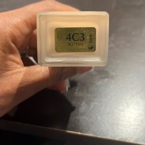 Estee Lauder Double Wear Foundation with Pump  Shade 4C3 SOFTAN